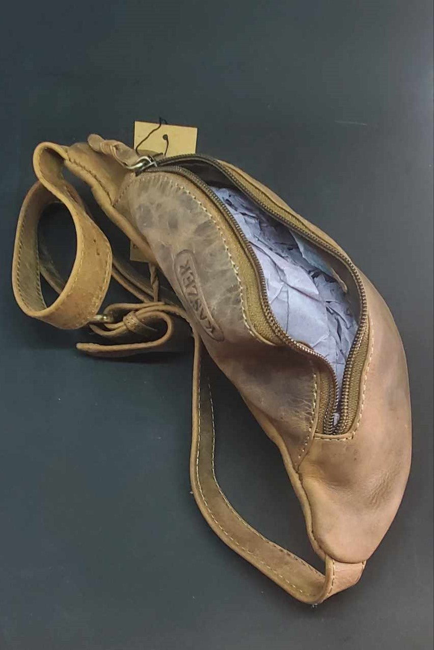 Banane classique en cuir de vachette 555604