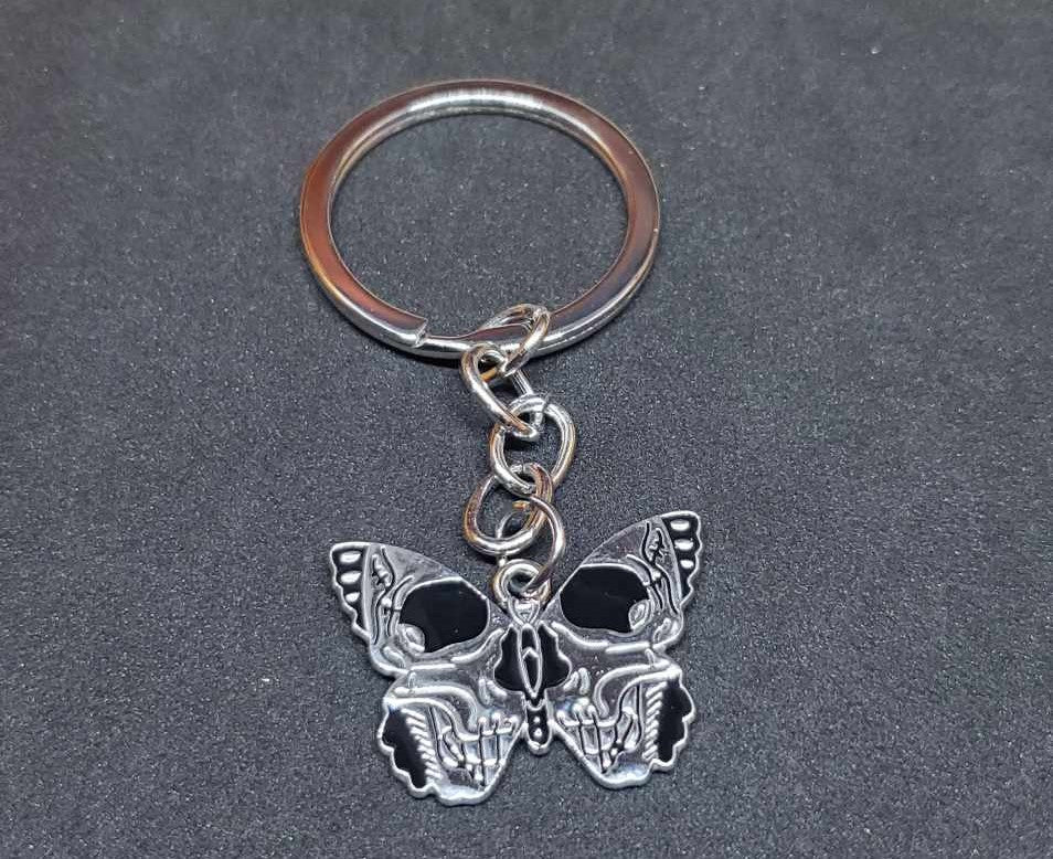 Porte clefs papillon tête de mort