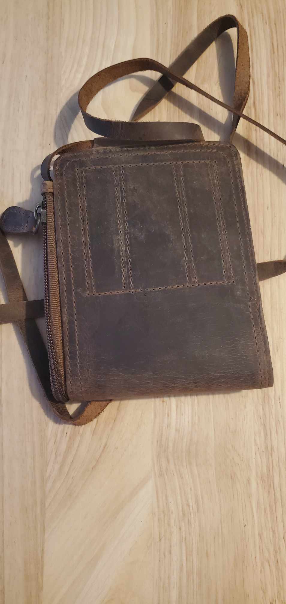 Portefeuille bandoulière ou à la ceinture en cuir de vachette 521104