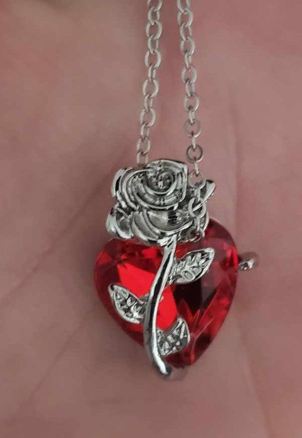 Collier coeur avec une belle rose argent