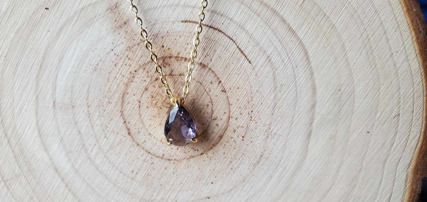 Collier gemme violette