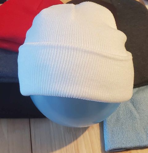 Bonnet simple blanc