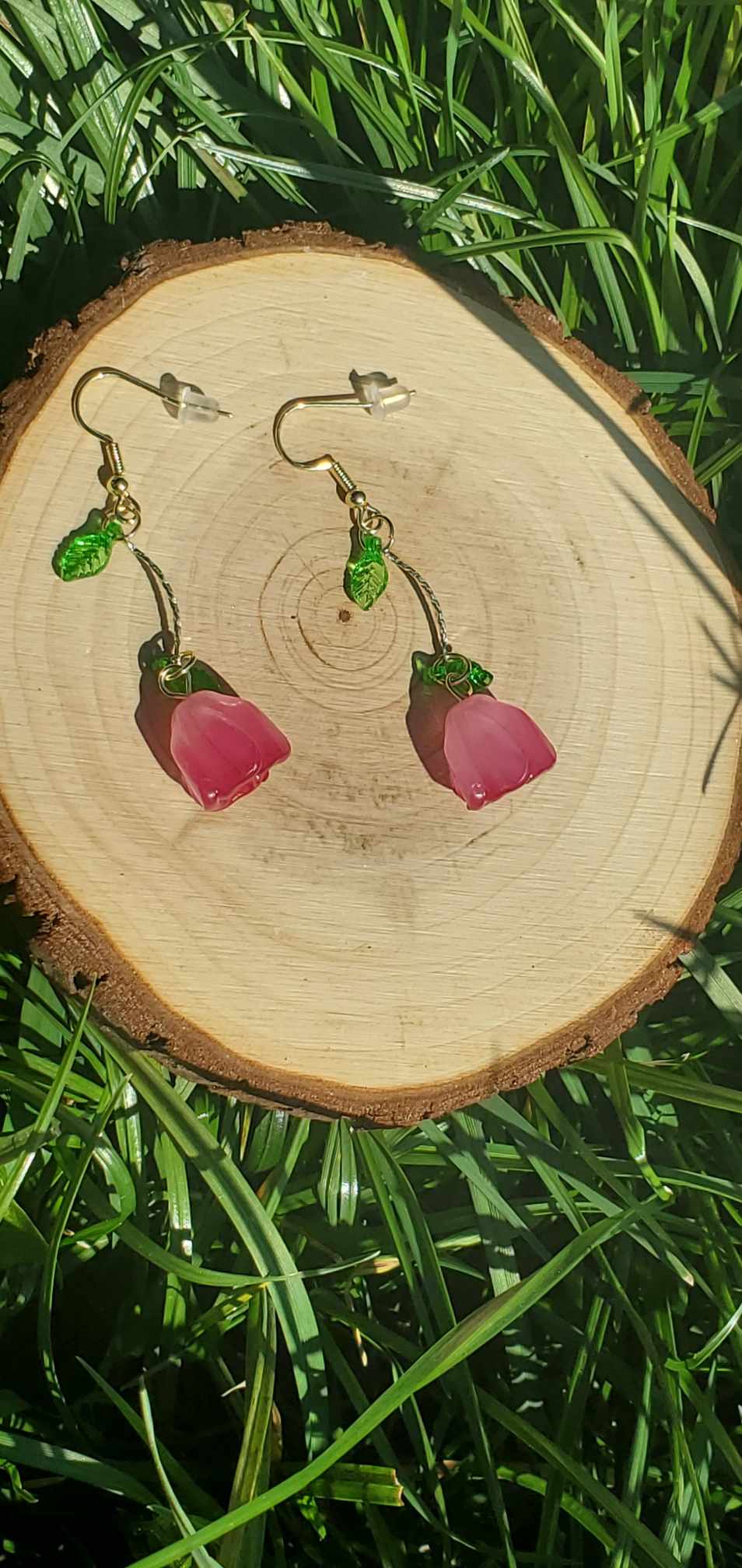 Boucles d'oreilles fleurs rose pendantes