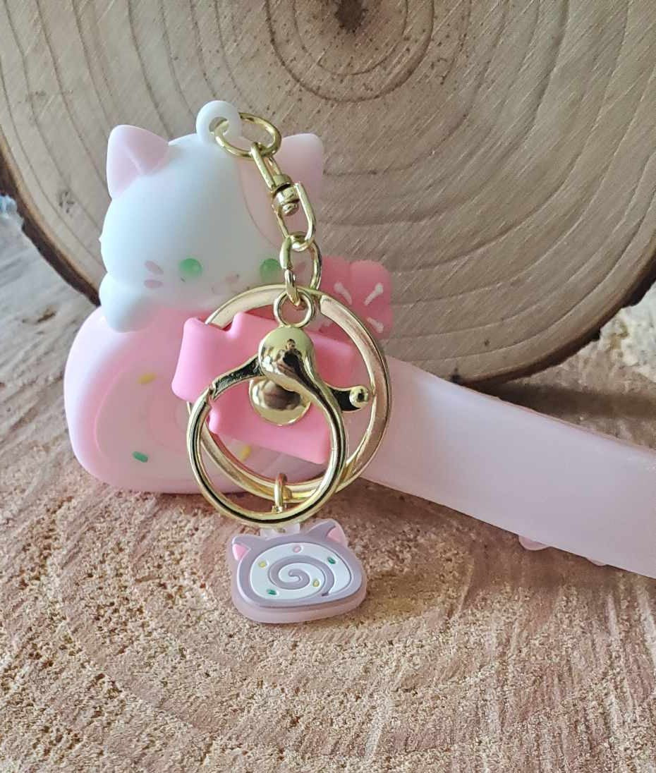 Porte clés chat gourmand rose