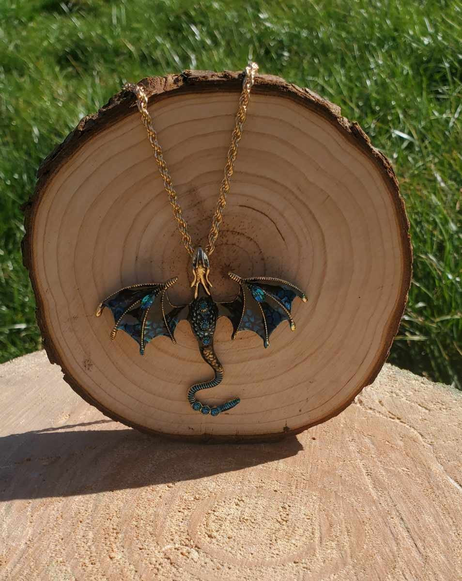 Collier dragon bleu