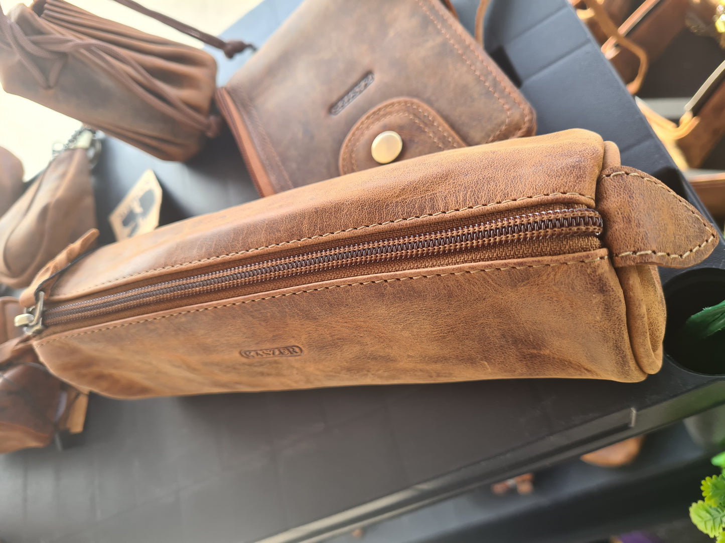 Trousse en cuir de vachette