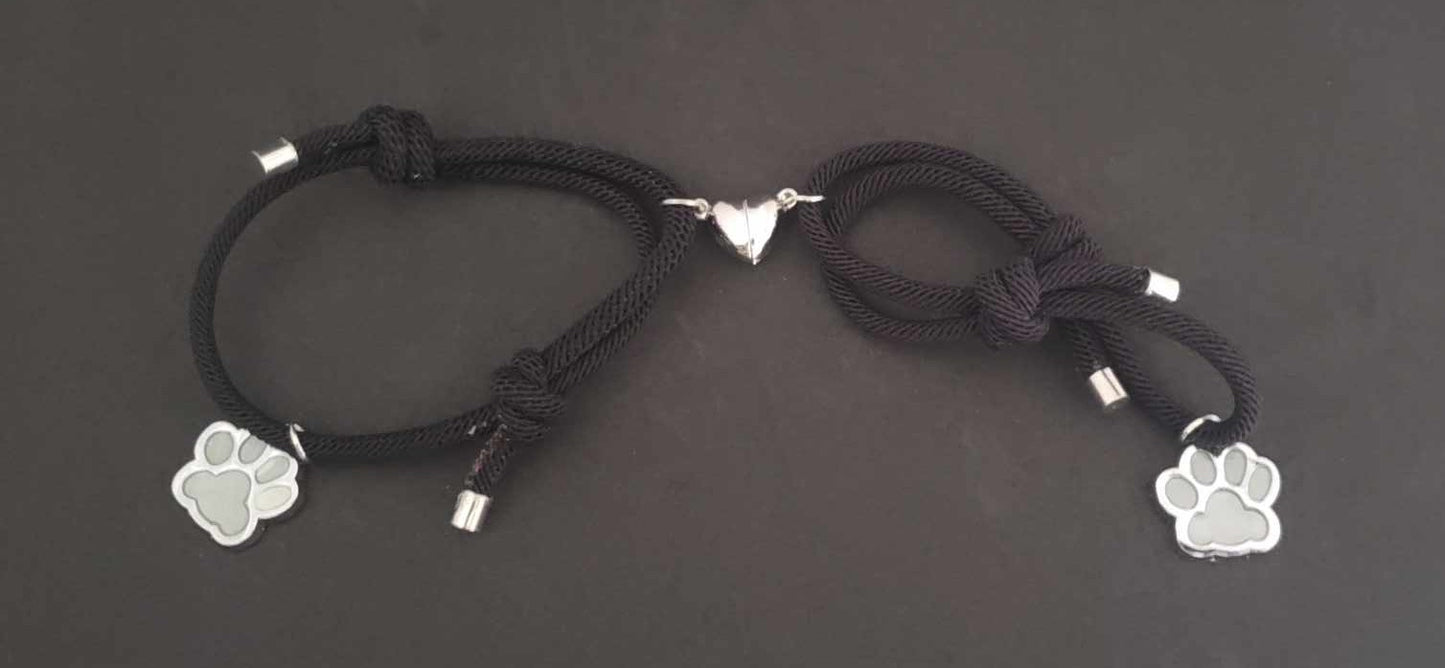 Bracelets aimanté pour couple avec pattes d'animaux