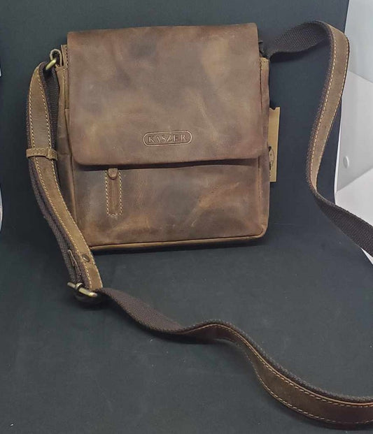 Sac multipoche en cuir de vachette 20826