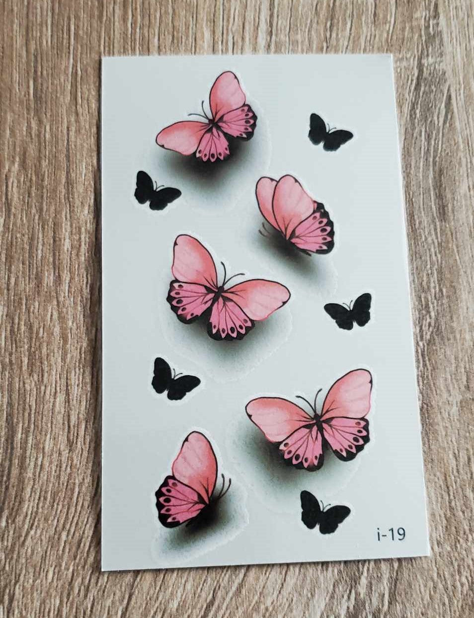 Tatouage éphémère coloré papillon