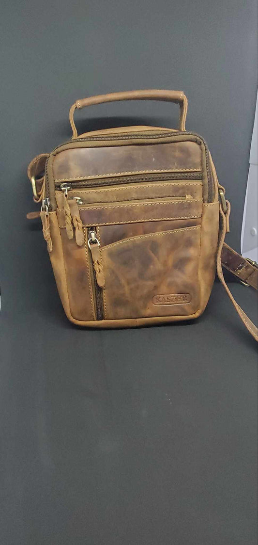 Sacoche en cuir de vachette 20692