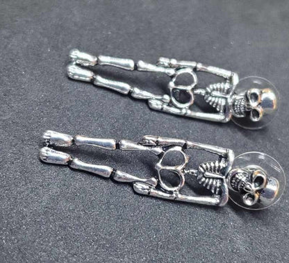 Boucles d'oreilles squelette