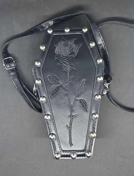 Sac cercueil rose brodée