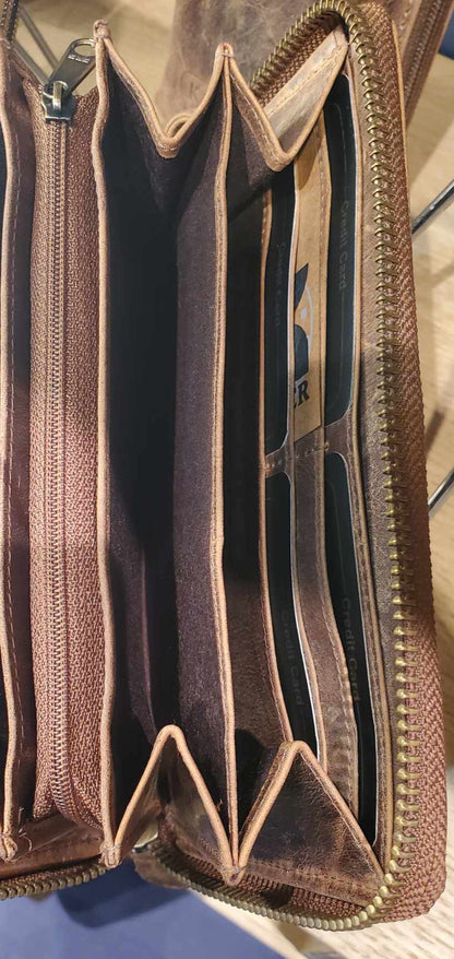 Pochette de téléphone et portefeuille tout en un en cuir de vachette 521004