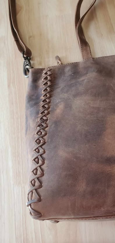 Sac en cuir de vachette tréssé 20831