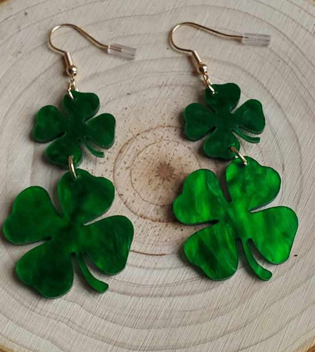 Boucles d'oreilles pendantes trèfles