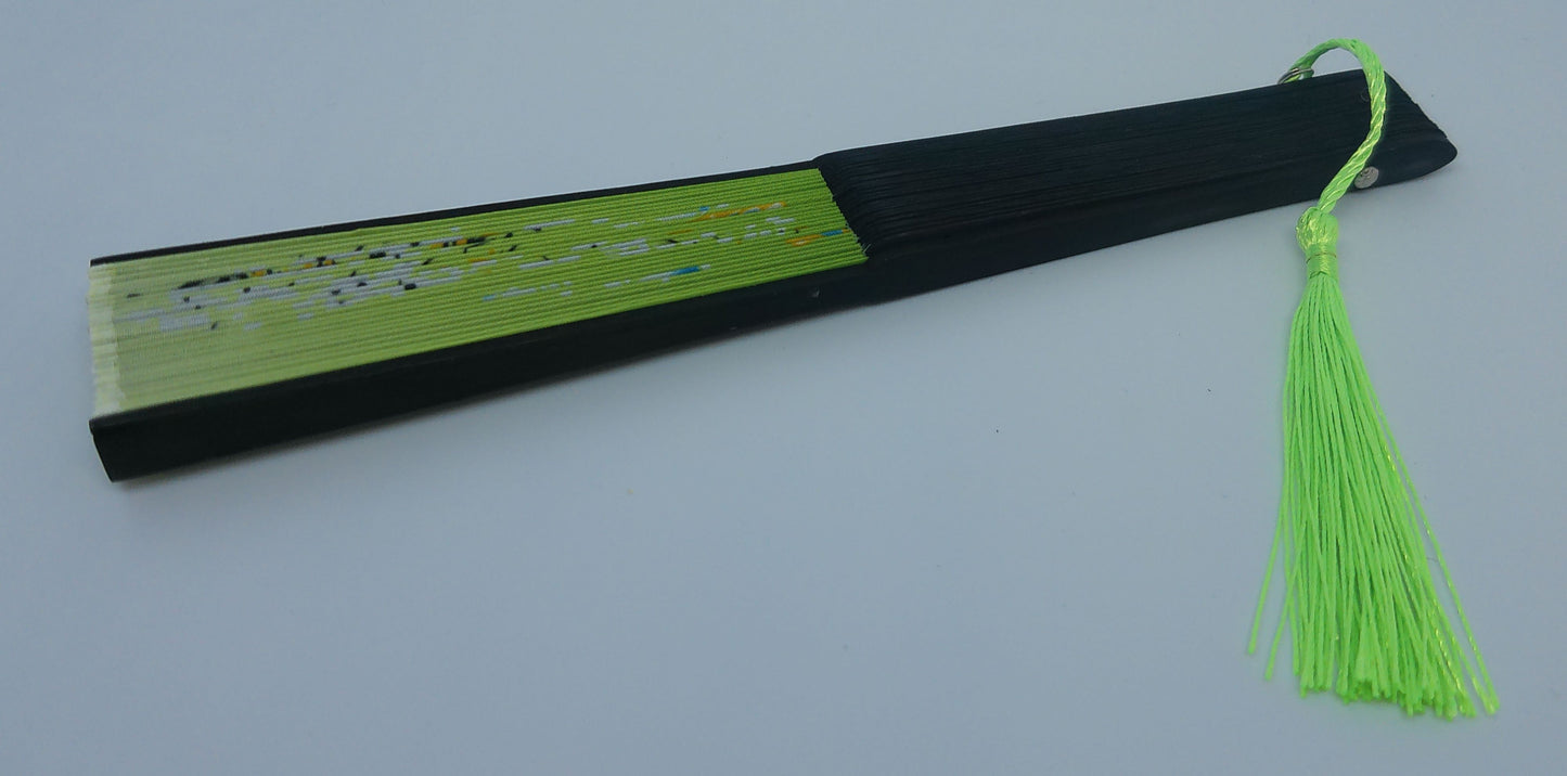 Eventail vert et noir fleuri