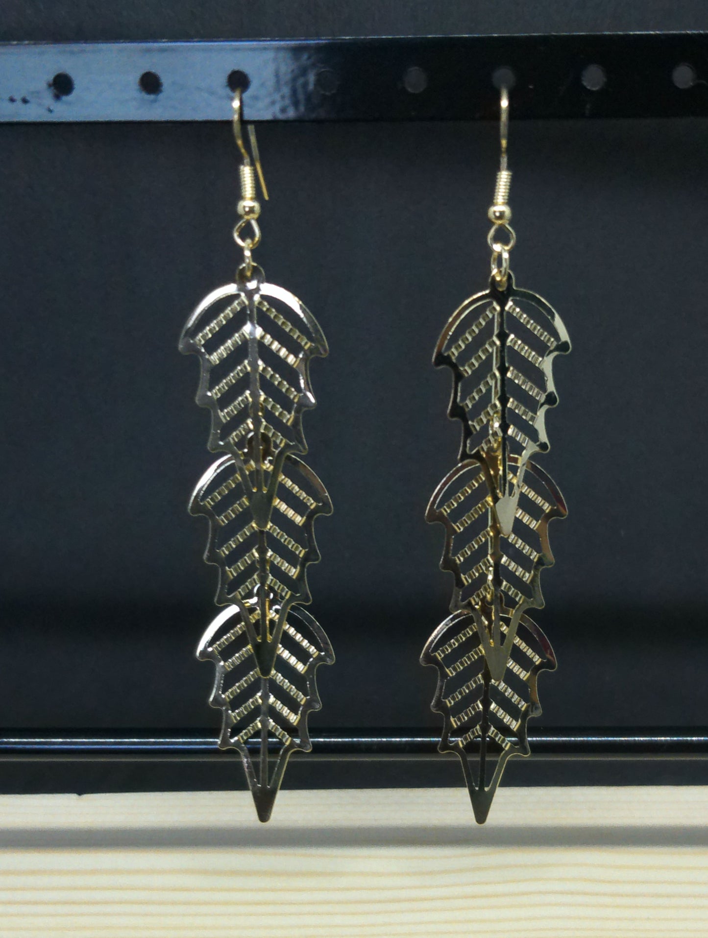 Longues boucles d'oreilles feuilles