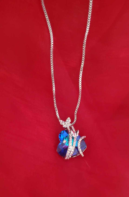 Collier cœur papillon