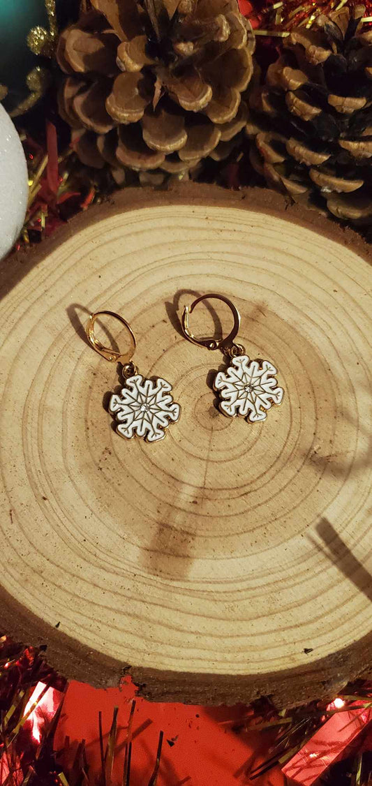 Petites boucles d'oreilles