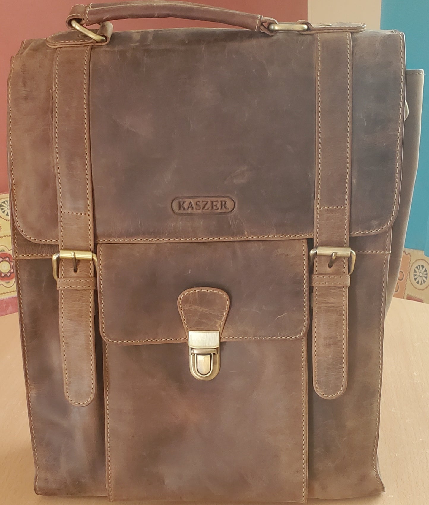 Sac à dos cartable en cuir de vachette 20857