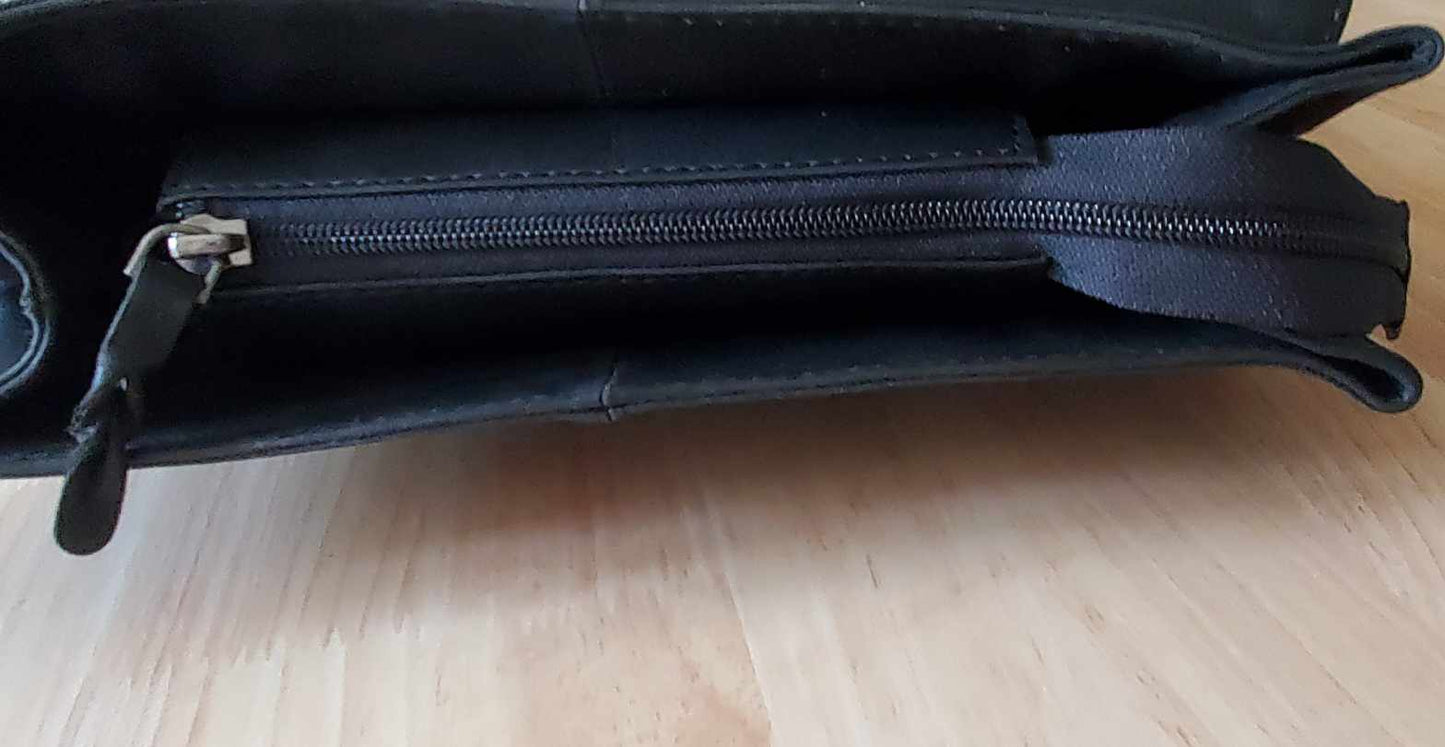 Sac à dos en cuir de vachette noir 20698